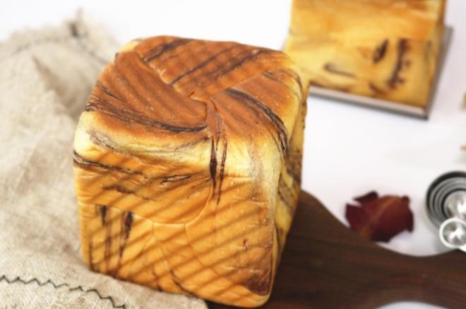 大理石纹可可吐司