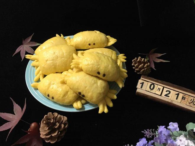 南瓜大闸蟹馒头