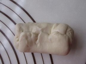 用面皮包起来。