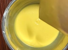 搅拌至顺滑无颗粒