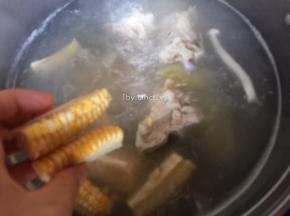 加入切小的玉米