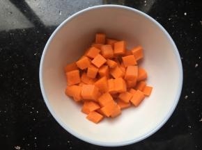 胡萝卜切丁
