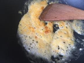 炒出泡沫