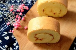 打包带出去给孩子们，孩子们兴奋极了，八个孩子吃的很开心，我这个制作者也是心里美美的。朋友聊天也是说，现在大家都喜欢自已在家制作甜品，就是觉得自己做的用料实在，没有加什么添加剂，给孩子们吃也放心。所以都催着我赶紧把这个食谱分享出来，回去后她们也要学着做起来，趁着二宝睡觉，写了这篇食谱，我也算完成任务了，