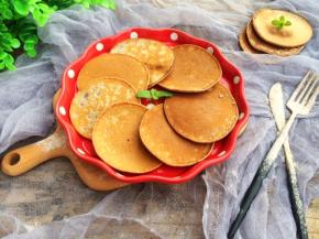 是不是超简单，配上牛奶，完美的早餐开吃～