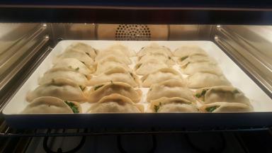 我的烤箱不用预热可以调节嫩度，180℃   5分钟 嫩度为80 后     在转210℃  15分钟嫩度为20