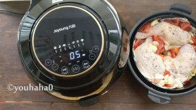 空气炸锅用烤肉排的功能，温度设定180度，时间设定40分钟，先预热5分钟