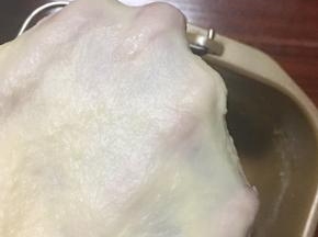 面团能拉出比较有韧性的薄膜