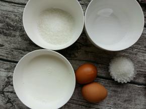 所有的食材称重备用。