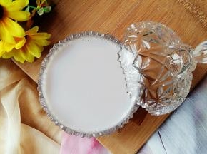 可以加白糖也可以不加。