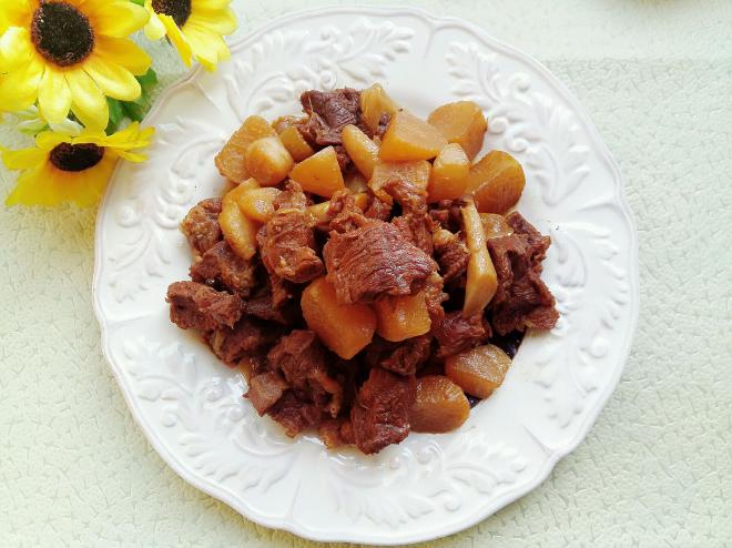 萝卜炖牛肉