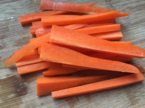 胡萝卜切条