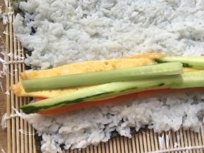 加上黄瓜鸡蛋胡萝卜