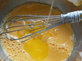 再加入玉米油