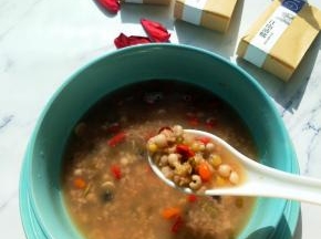 口感香糯，营养丰富，这种天早晨起来喝上一碗，胃暖暖的，很舒服。