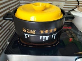 水开后转中小火煲30-40分钟