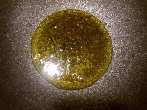 锅中热油，炸香花椒粒，捞出