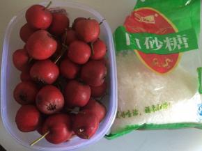 准备食材：山楂、白糖