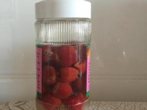 密封，待白糖融化腌制入味，就可以享用了