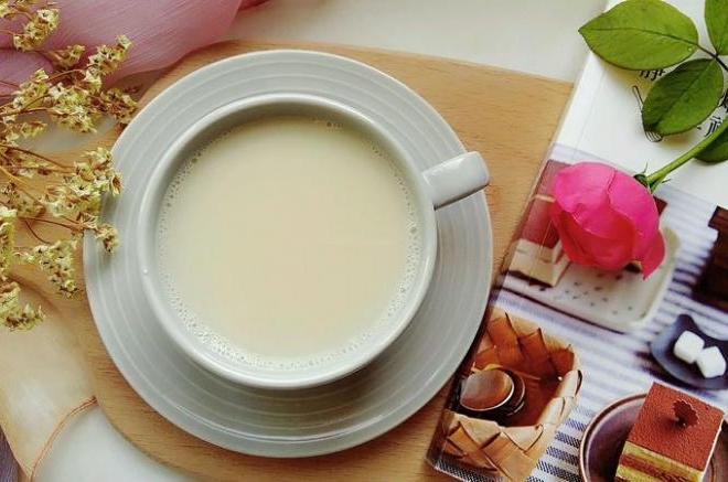 红枣燕麦黄豆浆