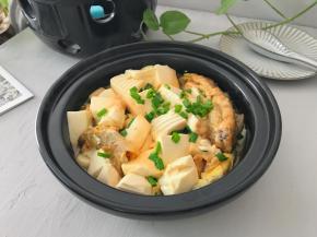 汁浓味鲜的小黄鱼炖豆腐。