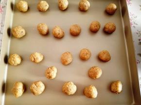 5.	分成10克一个小球球，