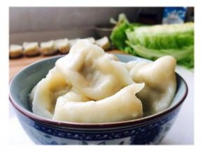 配上食醋，辣椒酱简直美极了。