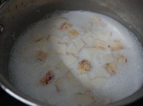 煮沸后小火煮10分钟