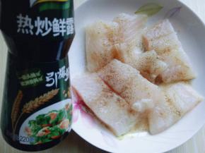 加入热炒鲜露。