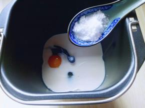 加入盐。