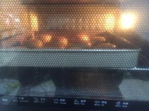 22. 165度烤箱上下火中层50分钟左右