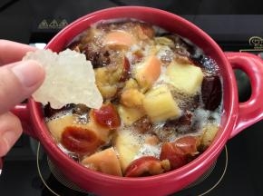 最后加入适量冰糖即可。