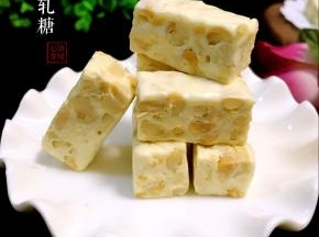 唇齿留香...