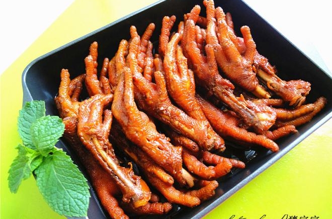 秘制酱油皇鸡爪