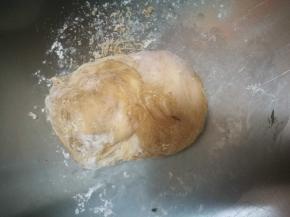 没有干粉后，拿出来手揉