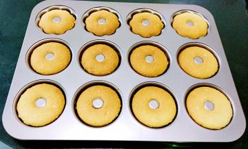 色均匀即可出炉脱摸冷却