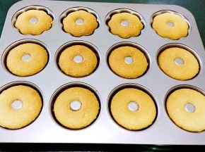 色均匀即可出炉脱摸冷却