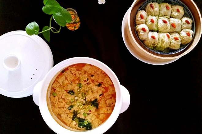 美味一锅出（二）翡翠肉包和酱炖豆腐