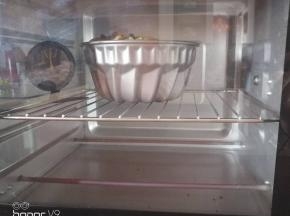烤箱170度预热10分钟，然后170度烤20分钟，上色盖锡纸。出炉以后放烤网晾凉，微热时候放入保鲜袋装起来，室温保存，三天之内食用完。