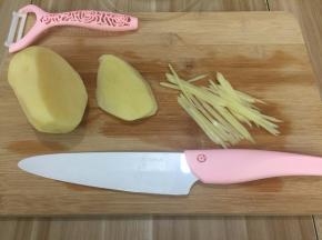 土豆切丝
轻松切丝完全不出汁