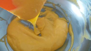 蛋糕糊做好了，也是很细腻哦