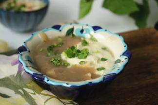 加胡辣汤，就是我家乡独具特色的两掺豆花了，你肯定没有喝过。