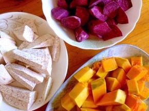 除了红心火龙果，我还备了芋头、南瓜、紫薯。