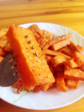 成品。甘梅地瓜要趁热吃最好吃哈！
