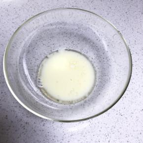 玉米油加入到牛奶中