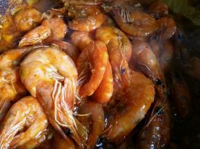 汤汁变浓，收至微微发干即可。