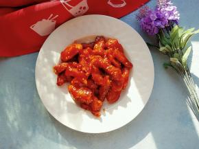 装盘，撒上熟芝麻就可以了。