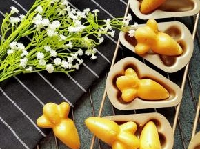 凉透了后很容易就脱模。