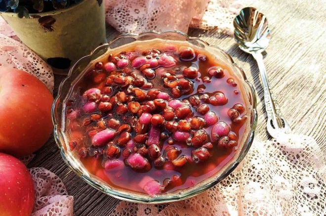 红豆紫薯丸子汤