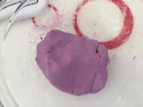 加入开水揉成团